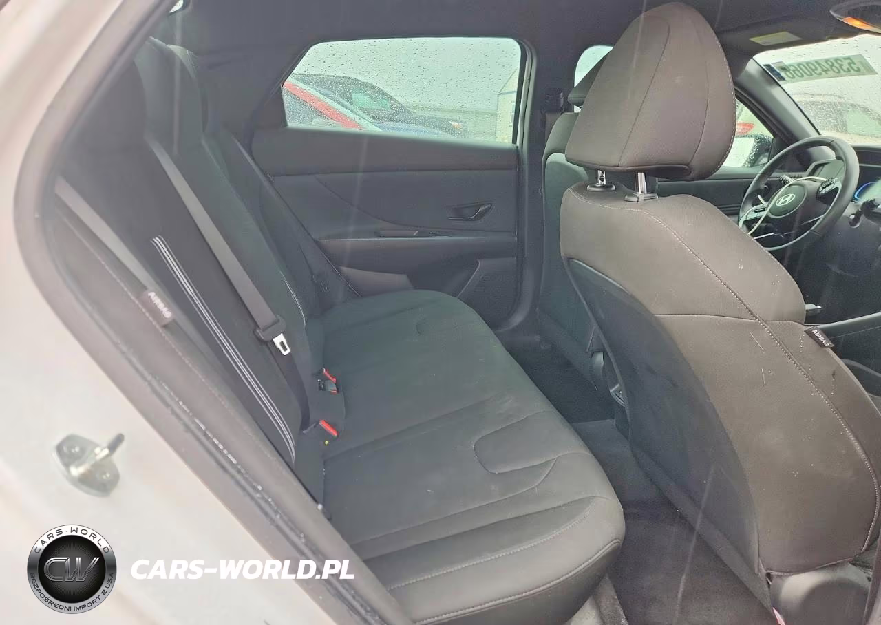2025 Hyundai Elantra Sel Sport VIN:KMHLM4DG7SU922868 - 10