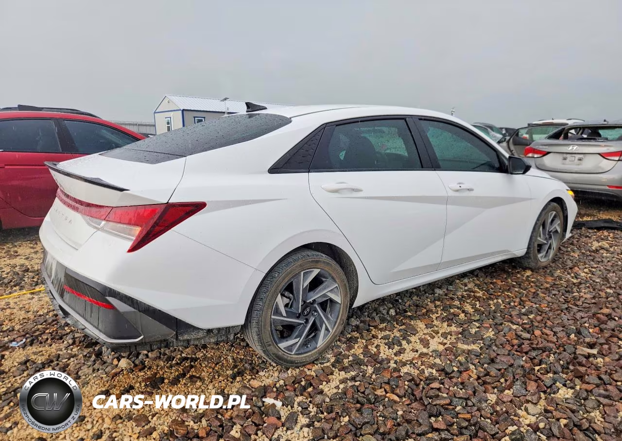 2025 Hyundai Elantra Sel Sport VIN:KMHLM4DG7SU922868 - 3