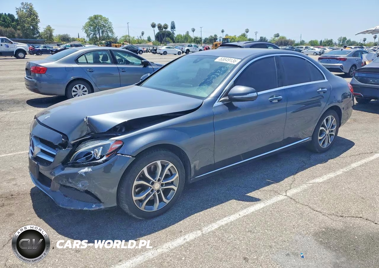 2015 Mercedes-Benz C 300