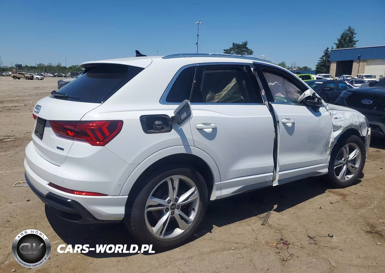 2021 Audi Q3 Premium Plus S Line 45 VIN:WA1EECF39M1148555 - 3