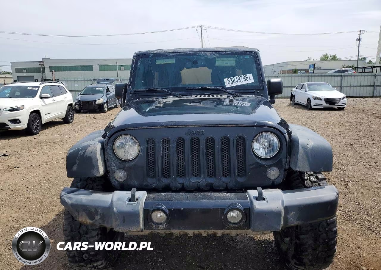 2016 Jeep Wrangler Unlimited Sport VIN:1C4BJWDGXGL204748 - 5