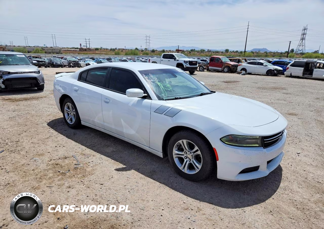 2017 Dodge Charger Se VIN:2C3CDXBG9HH548126 - 4