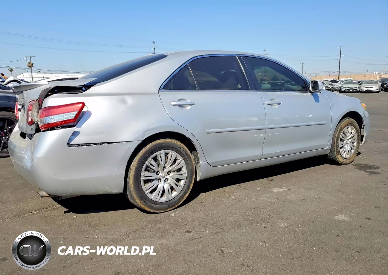 2011 Toyota Camry Le VIN:4T1BF3EK0BU658928 - 3