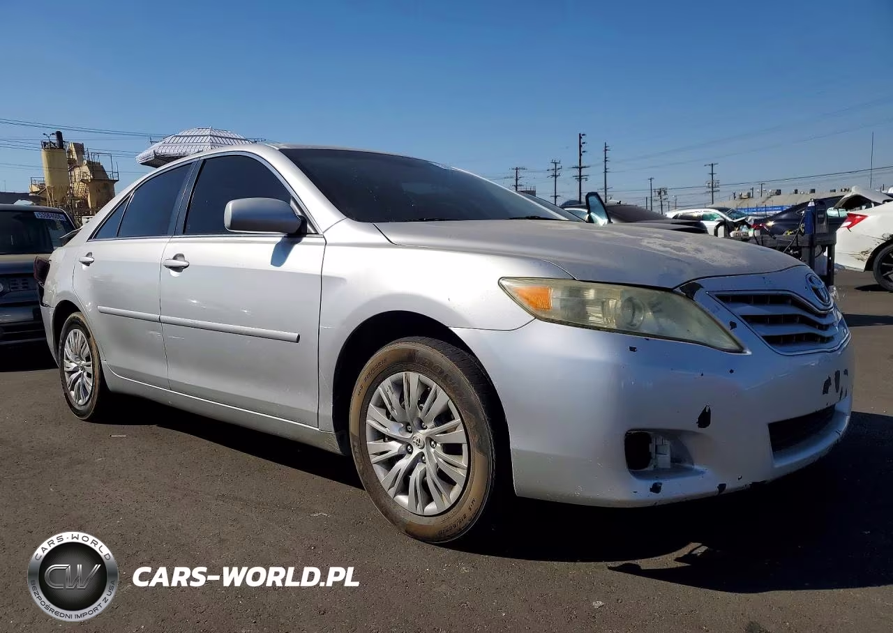 2011 Toyota Camry Le VIN:4T1BF3EK0BU658928 - 4