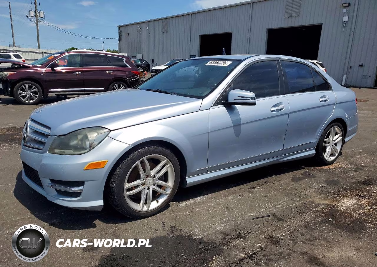 2013 Mercedes-Benz C 250