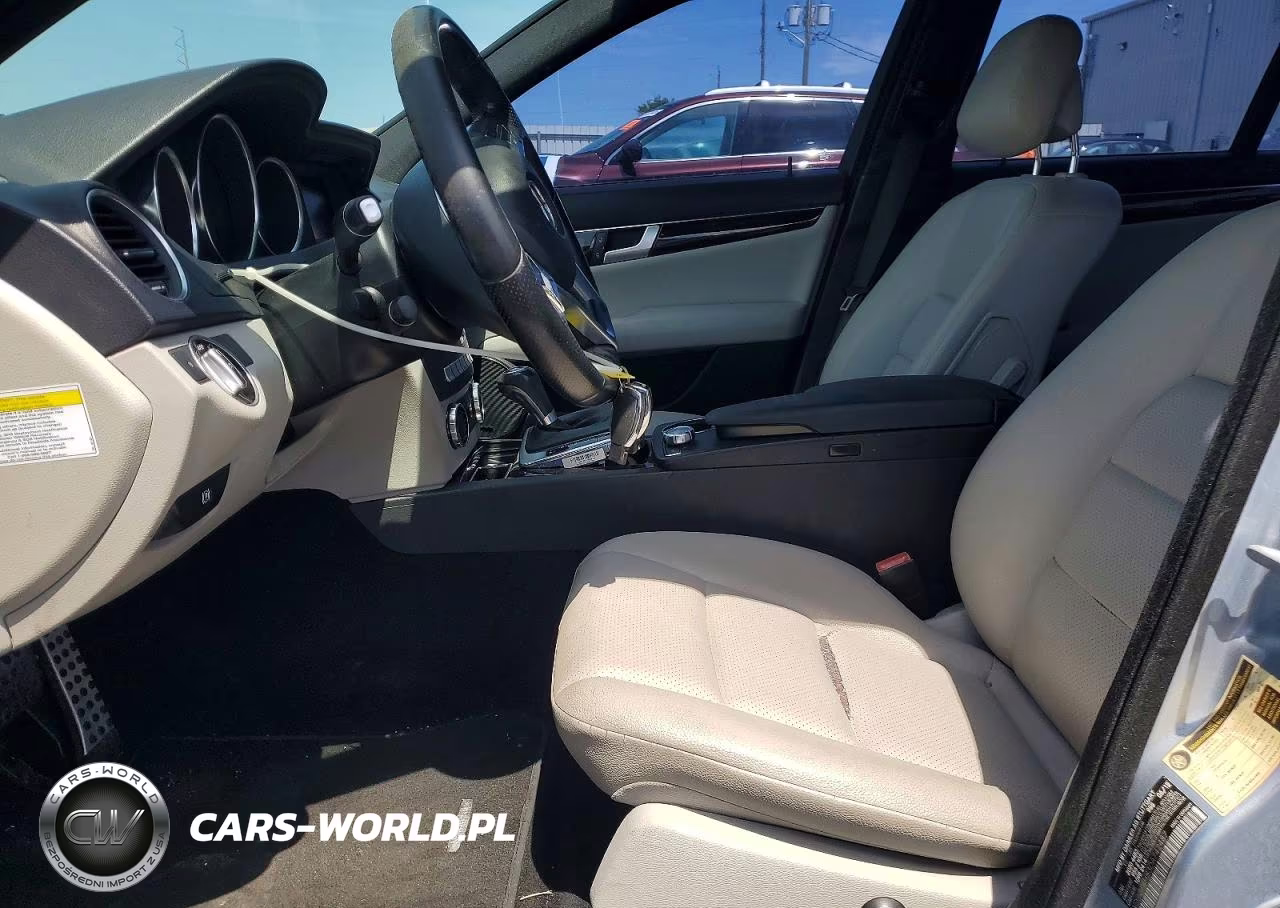2013 Mercedes-Benz C 250 VIN:WDDGF4HB3DA742487 - 7