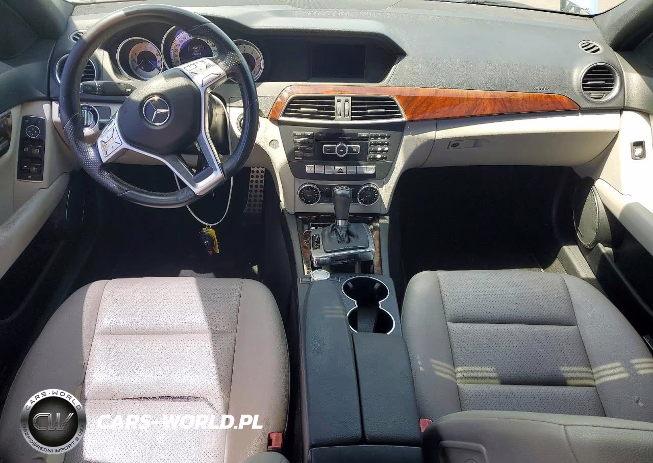 2013 Mercedes-Benz C 250 VIN:WDDGF4HB3DA742487 - 8