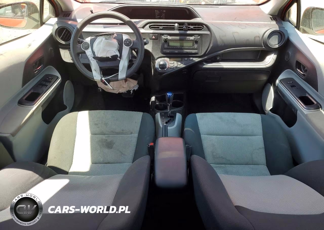 2014 Toyota Prius C Two VIN:JTDKDTB3XE1066000 - 8