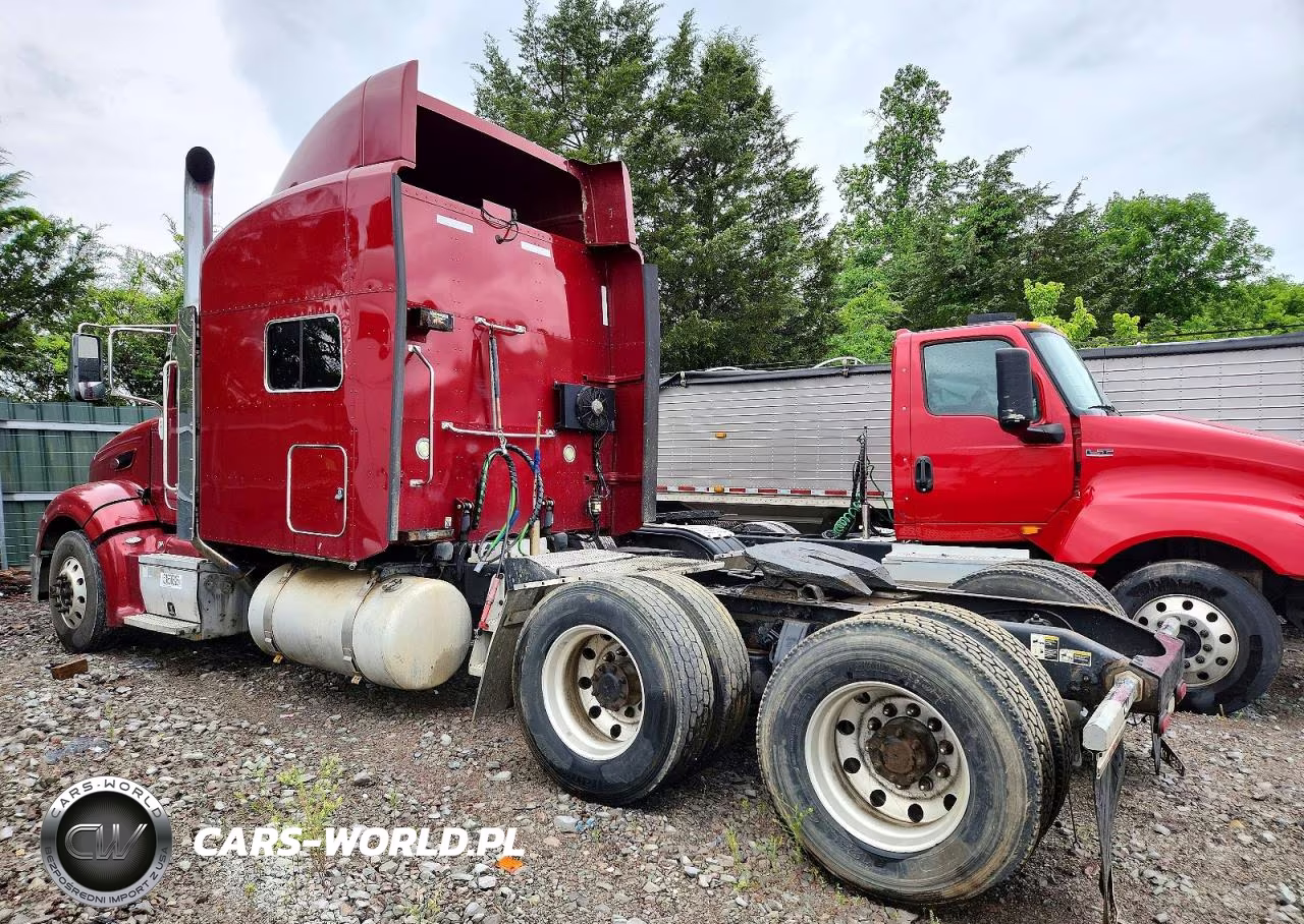 2013 Peterbilt 386 VIN:1XPHD49X2DD206402 - 3