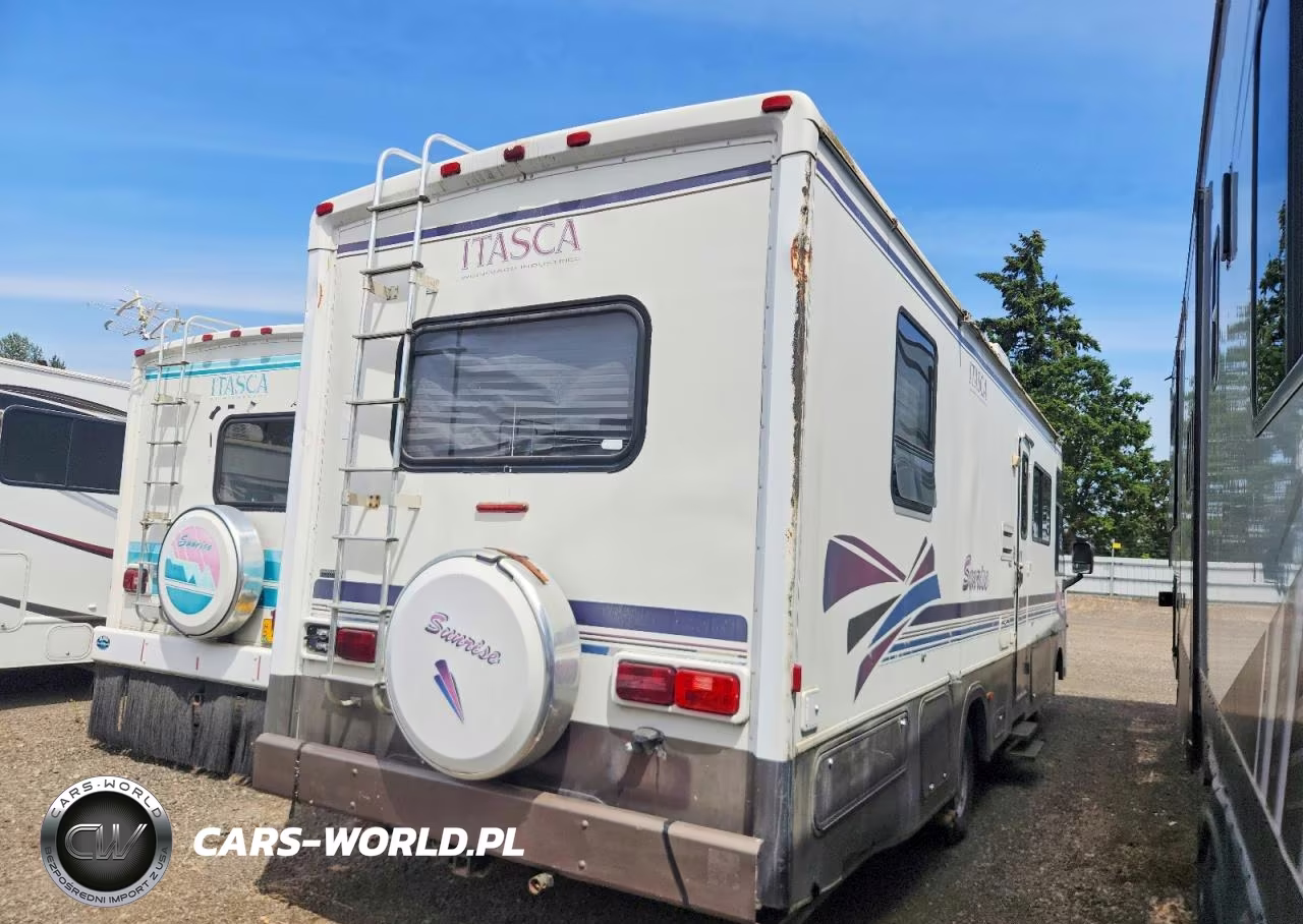1995 Chevrolet P30 VIN:1GBKP37N2S3305044 - 9