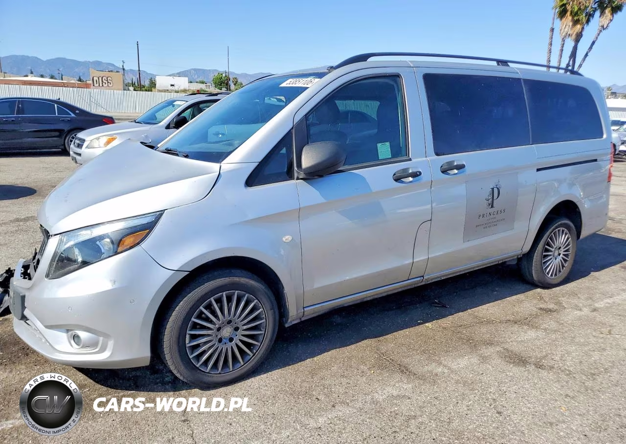 2017 Mercedes-Benz Metris – zdjęcie 1 z 14