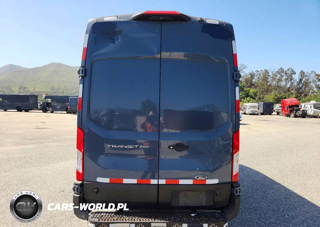 2020 Ford Transit T-250 VIN:1FTBR3X85LKA56441 - 6
