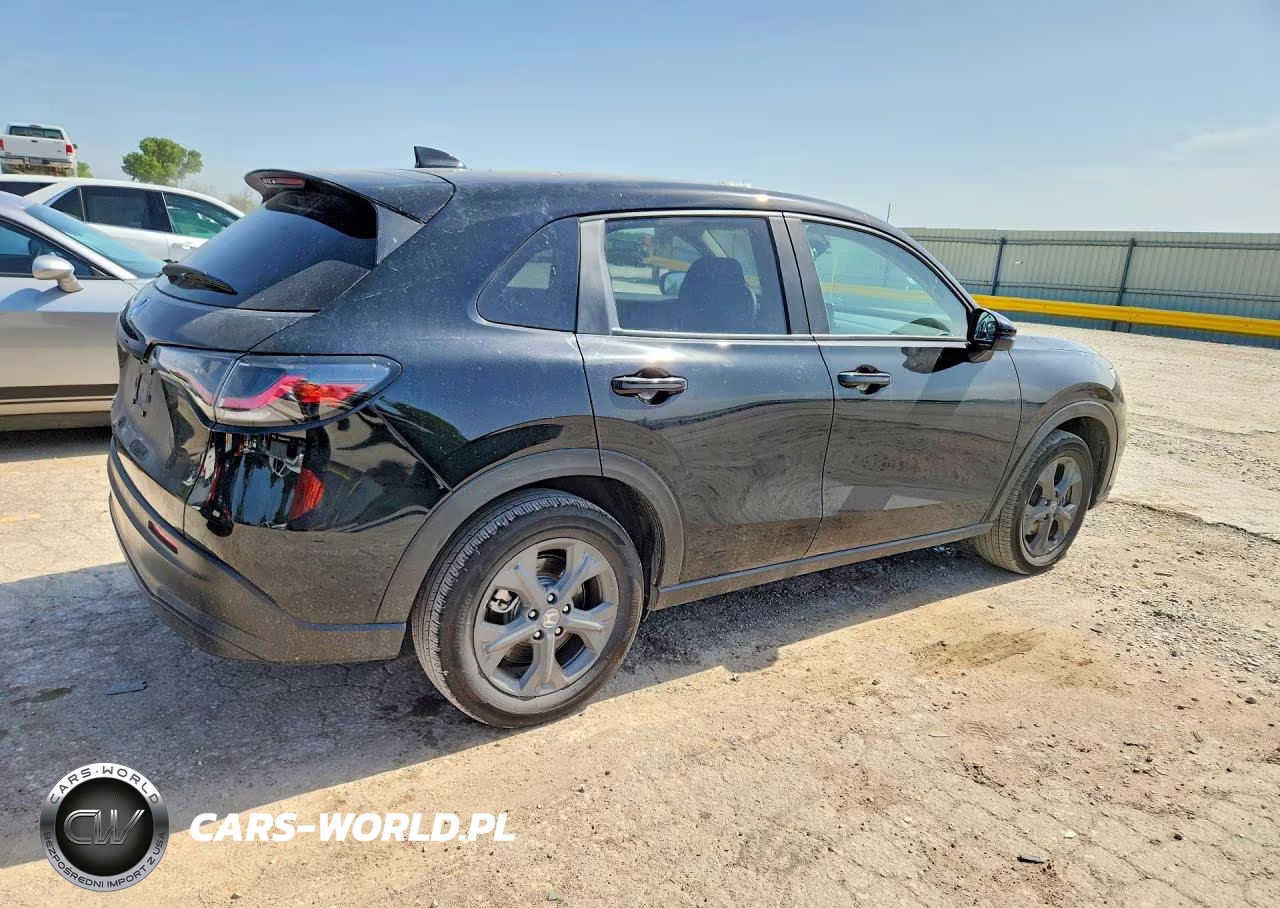2026 Honda Hr-V Lx VIN:3CZRZ1H39TM725092 - 3