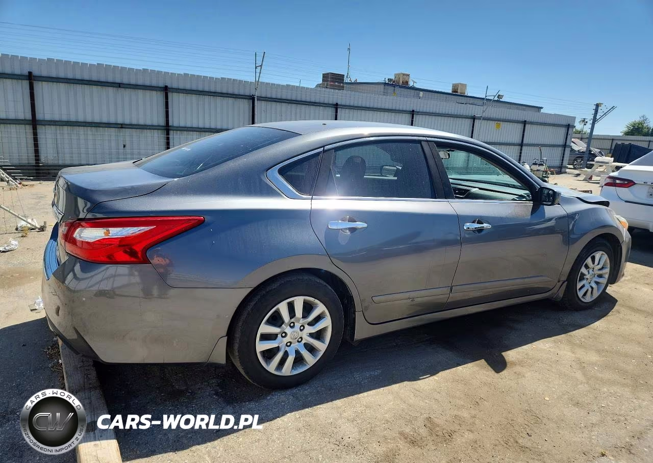 2017 Nissan Altima 2.5 S VIN:1N4AL3AP9HN305073 - 3