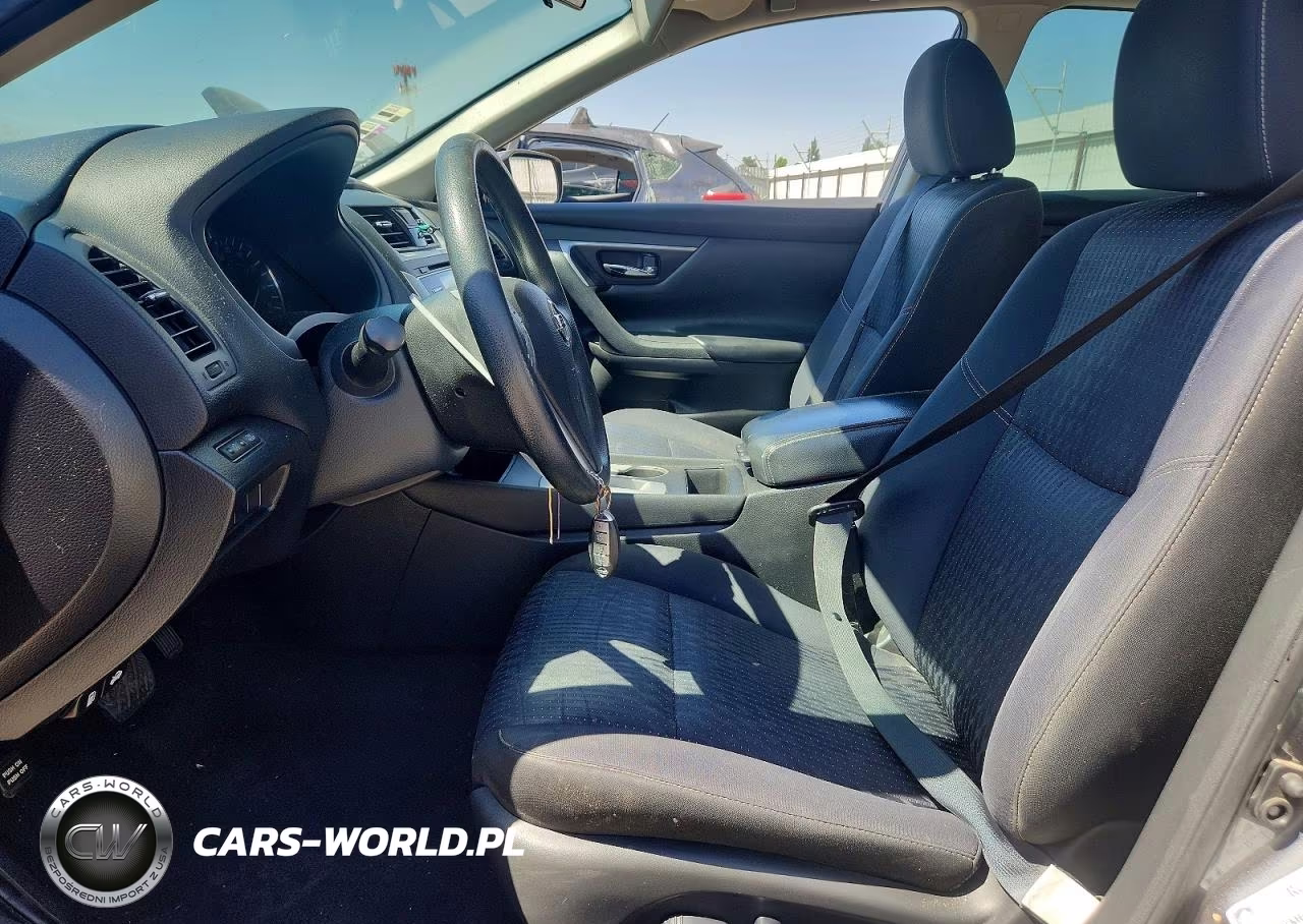 2017 Nissan Altima 2.5 S VIN:1N4AL3AP9HN305073 - 7