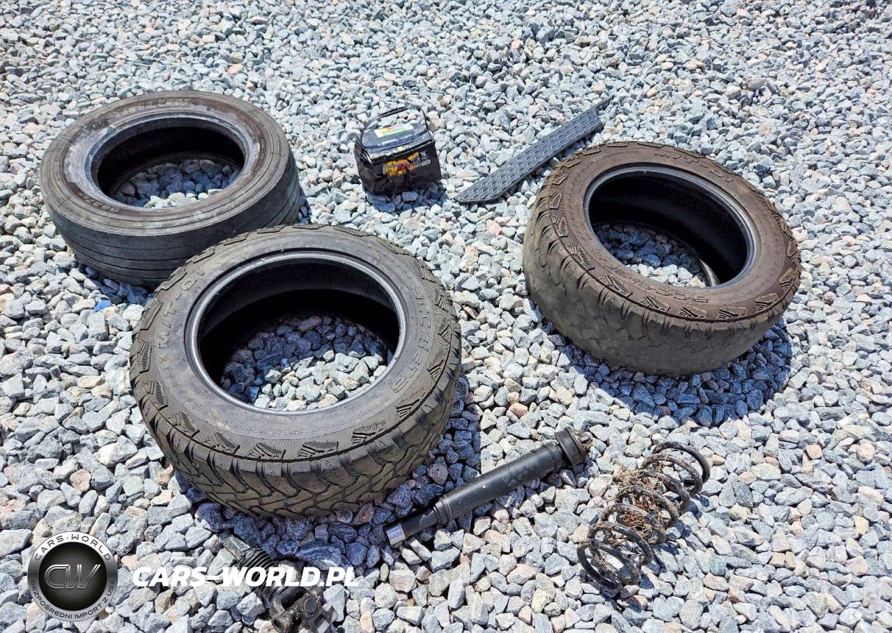 2024 Ram 2500 Big Horn VIN:3C6UR5DL8RG222732 - 12