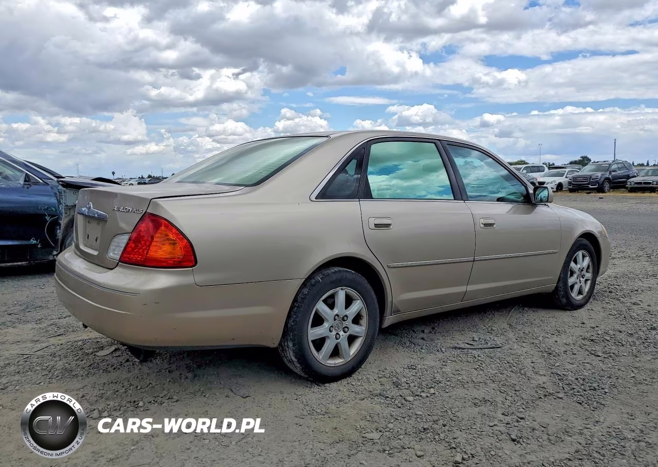 2000 Toyota Avalon Xls VIN:4T1BF28B6YU080235 - 3