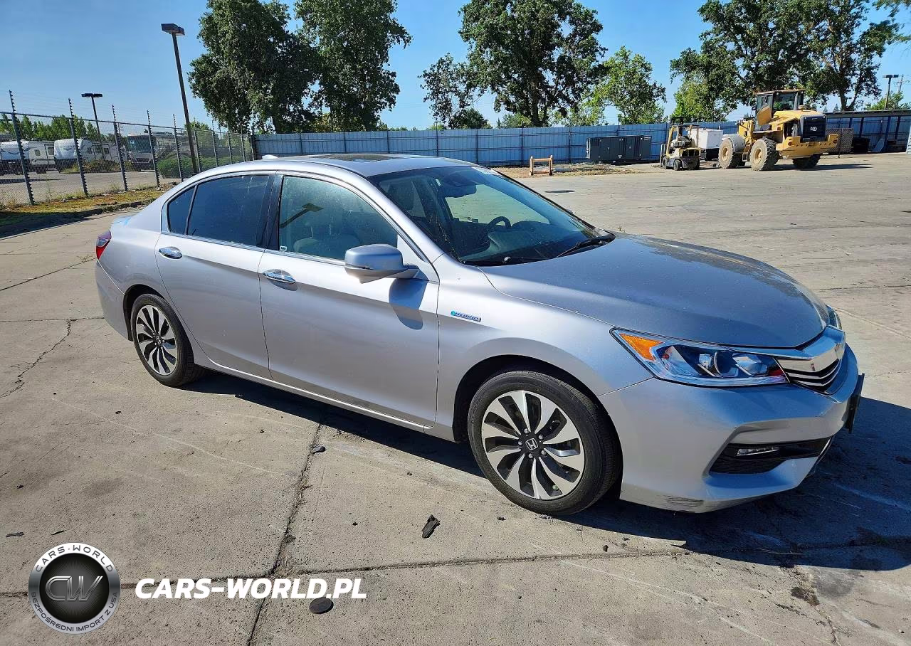 2017 Honda Accord Hybrid Exl VIN:JHMCR6F51HC030187 - 4