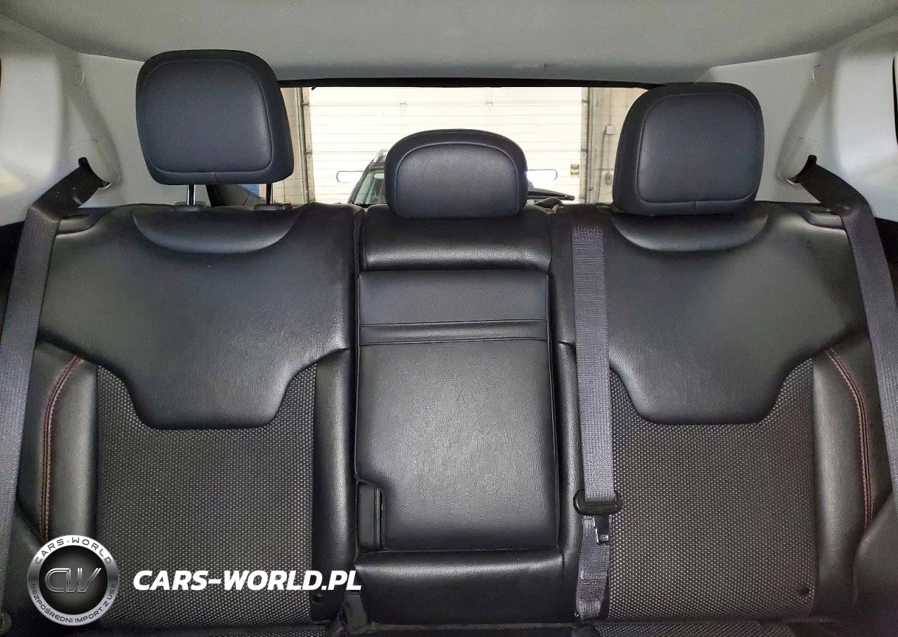 2019 Jeep Compass Trailhawk VIN:3C4NJDDB7KT733254 - 10