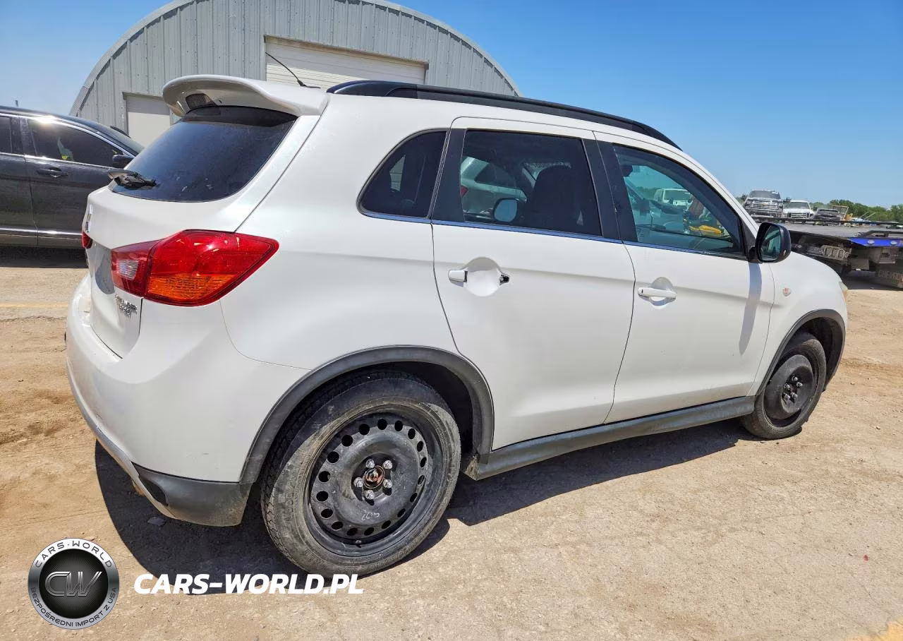 2013 Mitsubishi Outlander Sport Le VIN:4A4AR5AU1DE023930 - 3