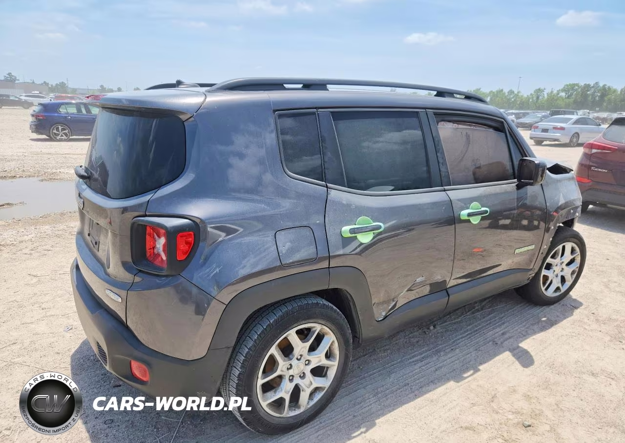 2016 Jeep Renegade Latitude VIN:ZACCJABT0GPD95180 - 3