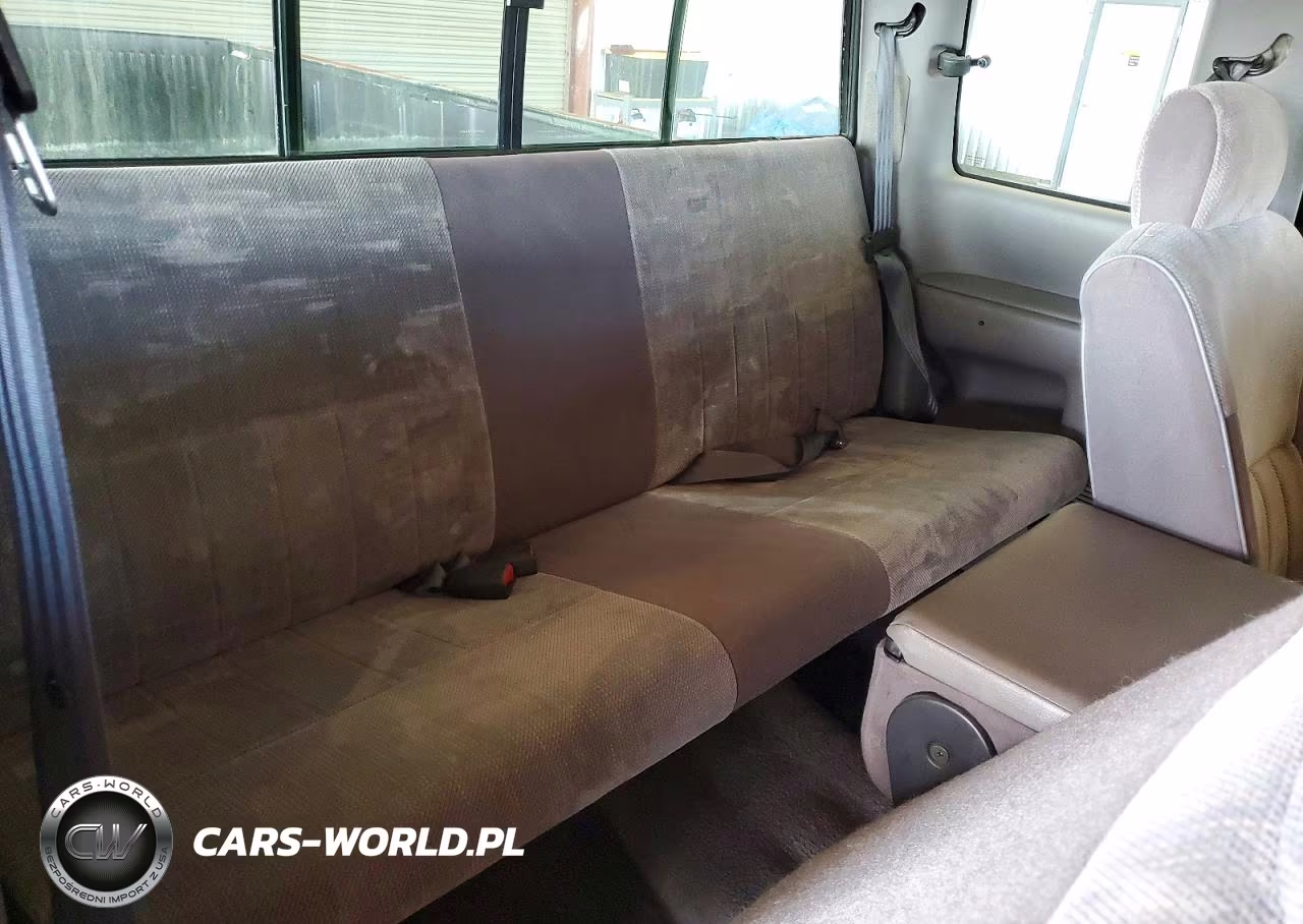 1996 Dodge Ram 2500 VIN:1B7KF23W0TJ121533 - 10