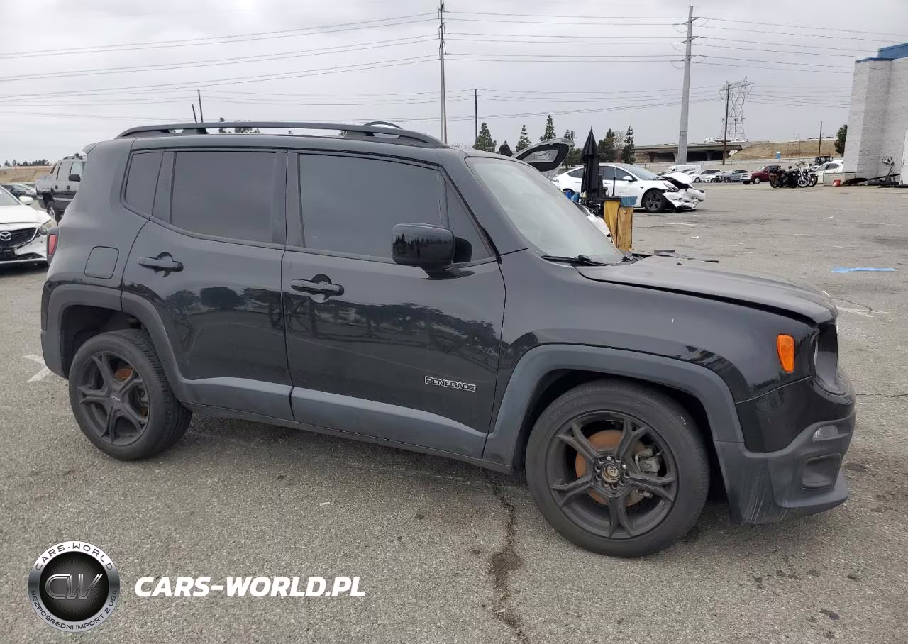 2018 Jeep Renegade Latitude VIN:ZACCJABB9JPH24523 - 4