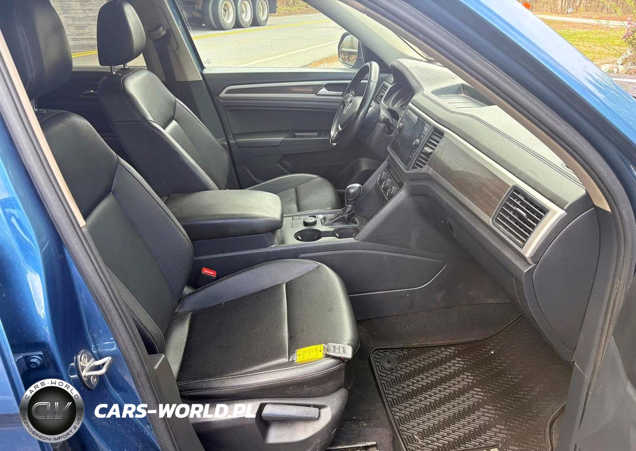 2014 Honda Odyssey Touring VIN:5FNRL5H98EB084401 - 5