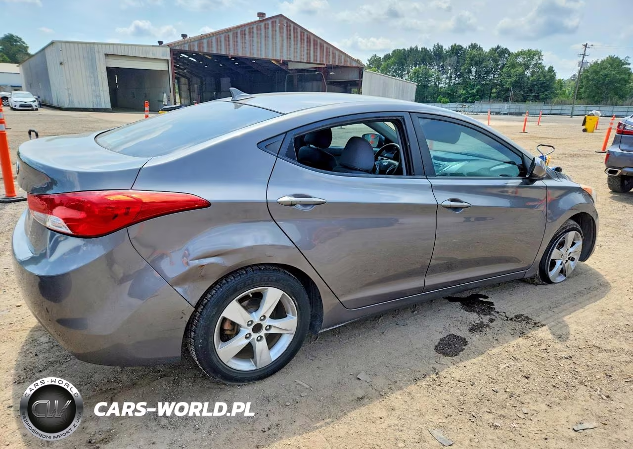 2011 Hyundai Elantra Gls VIN:5NPDH4AE2BH057222 - 3