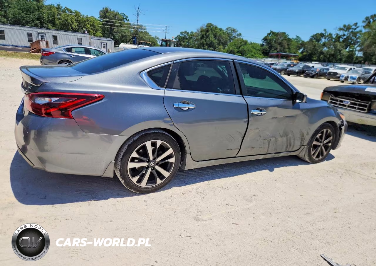 2018 Nissan Altima 2.5 Sr VIN:1N4AL3AP6JC134297 - 3