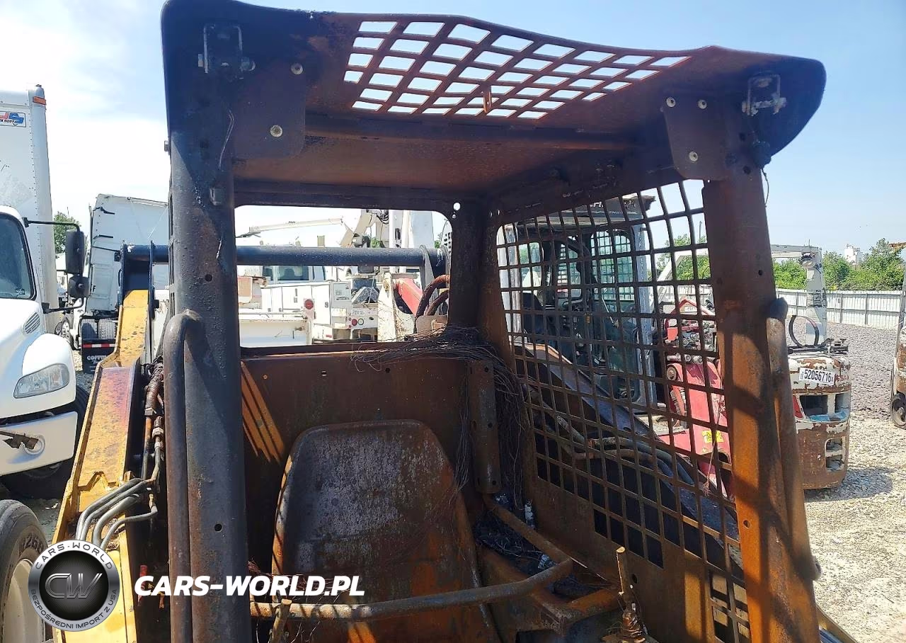 2006 Caterpillar 232B Skid Steer Loader VIN:LSCH01188 - 9