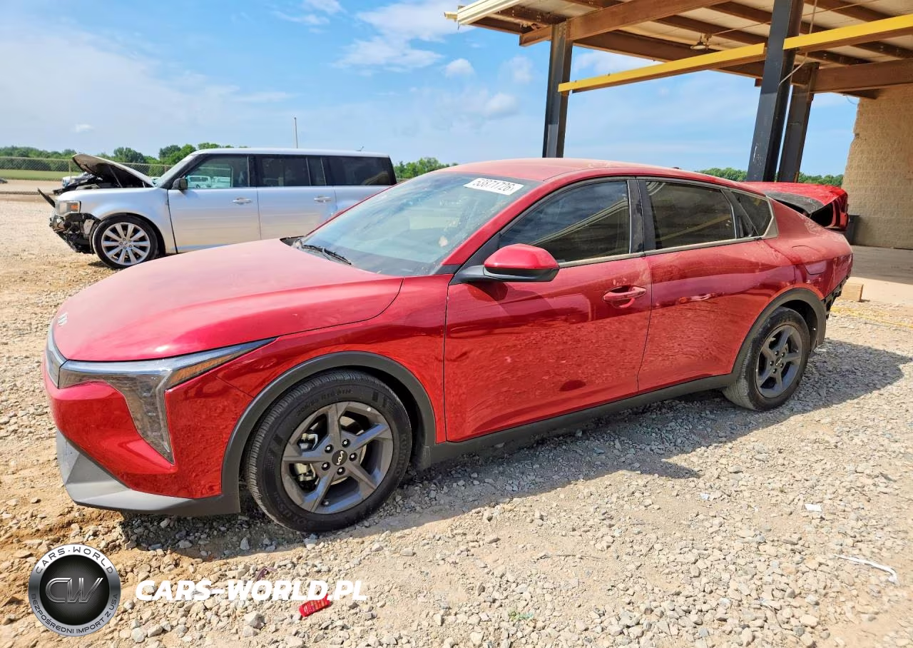 2025 Kia K4 Lxs – zdjęcie 1 z 12