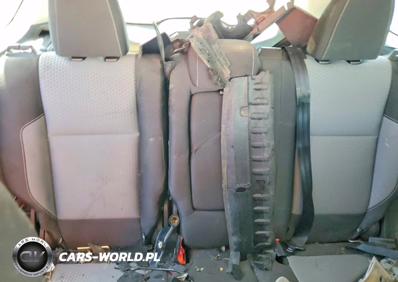 2017 Ford Escape VIN:1FMCU0GD3HUF02057 - 10