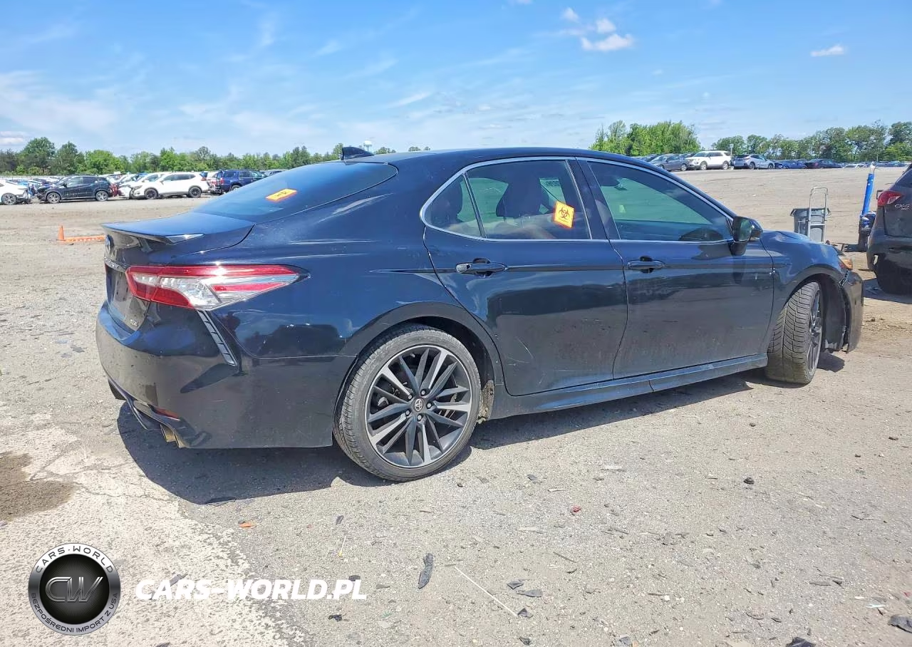 2018 Toyota Camry Xse V6 VIN:4T1BZ1HK7JU003672 - 3