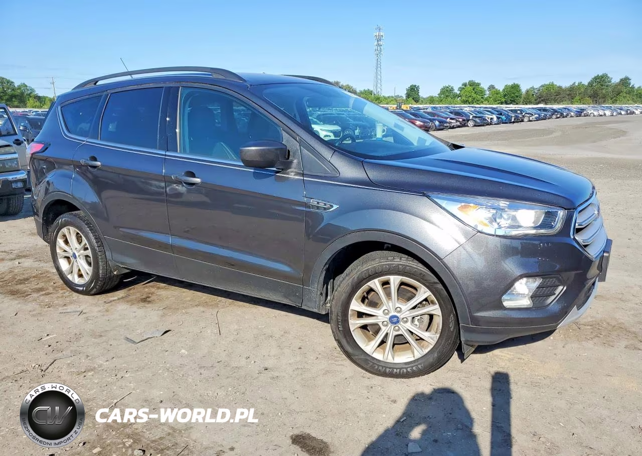 2018 Ford Escape Sel VIN:1FMCU9HD6JUC04692 - 4