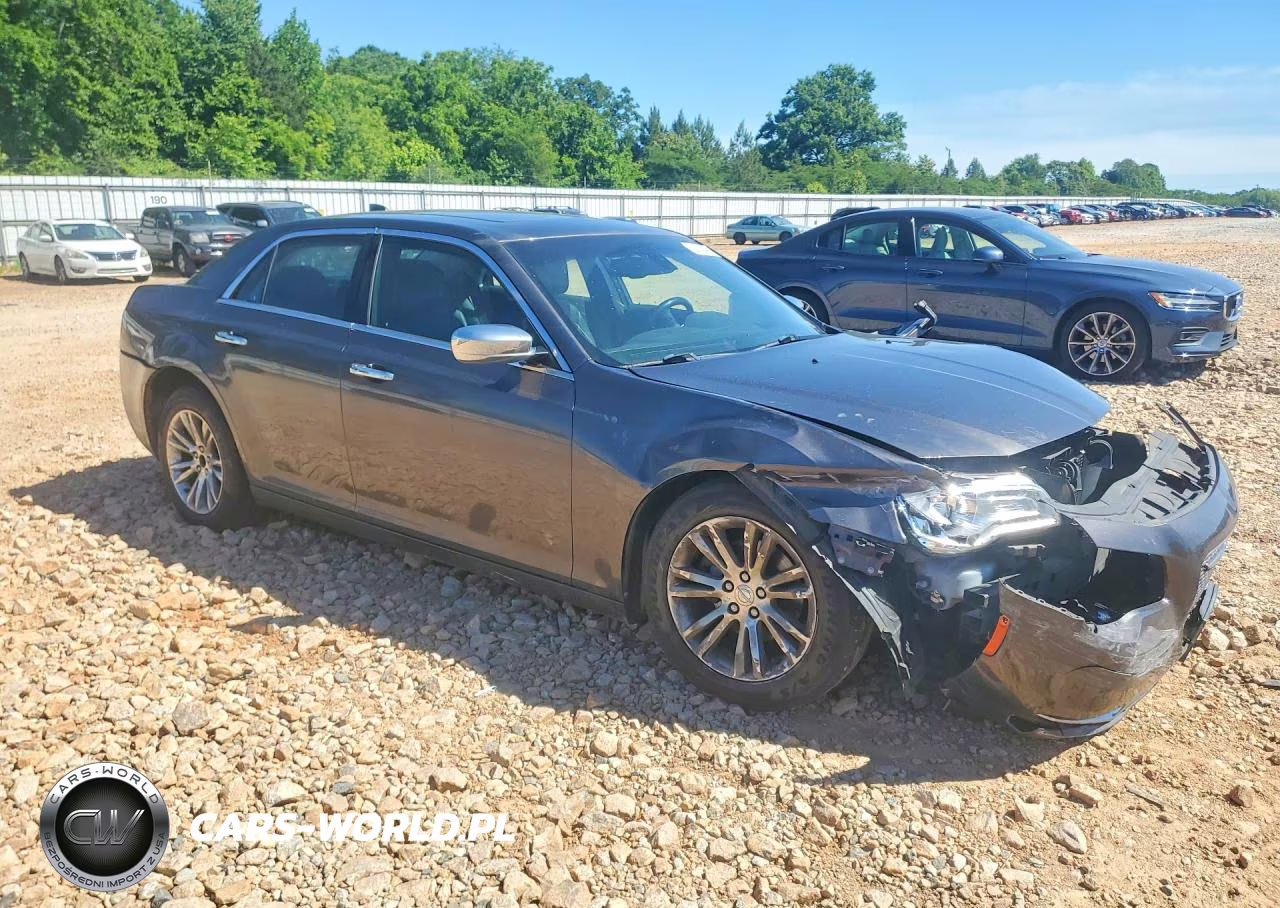 2016 Chrysler 300C VIN:2C3CCAEG0GH348486 - 4