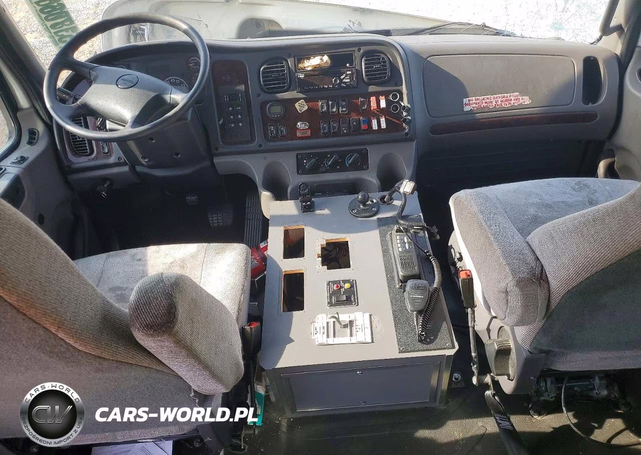 2018 Freightliner M2 106 Medium Duty VIN:1FVACWFF3JHJU4658 - 8