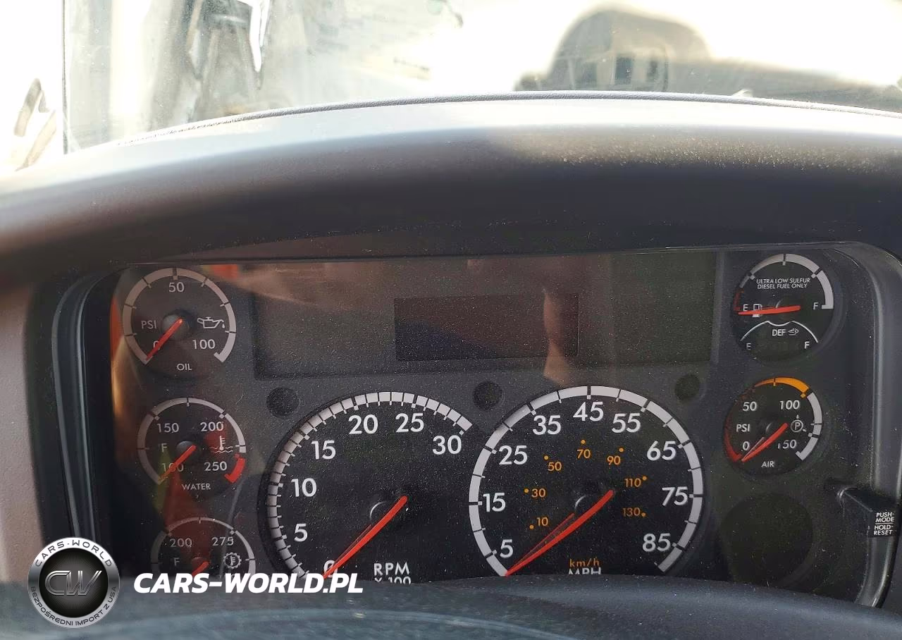 2018 Freightliner M2 106 Medium Duty VIN:1FVACWFF3JHJU4658 - 9