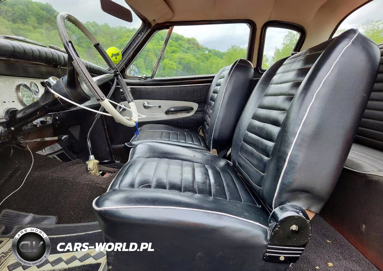 1961 Studebaker Hawk VIN:61V25633 - 7