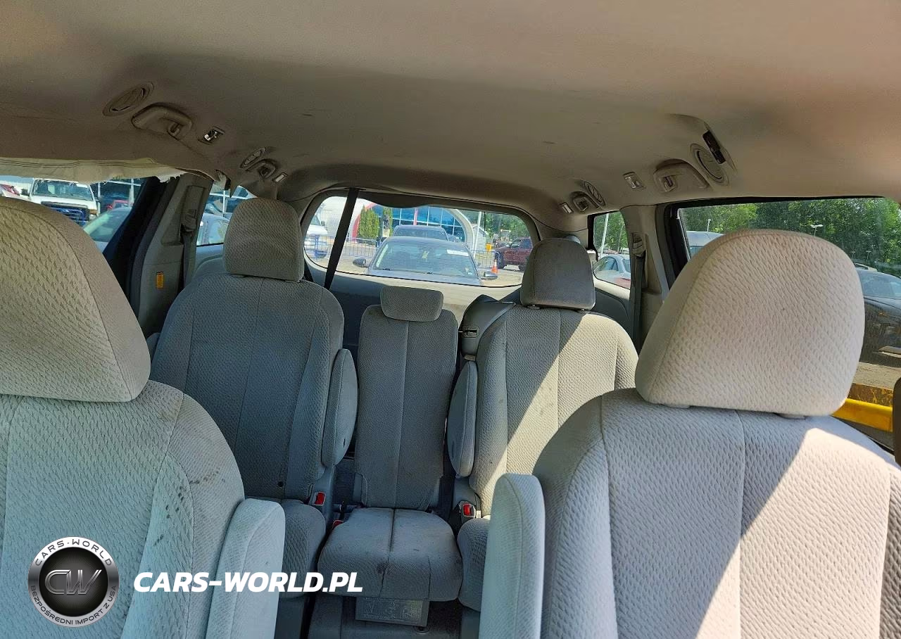 2012 Toyota Sienna Le 8-Passenger VIN:5TDKA3DC1CS015491 - 10