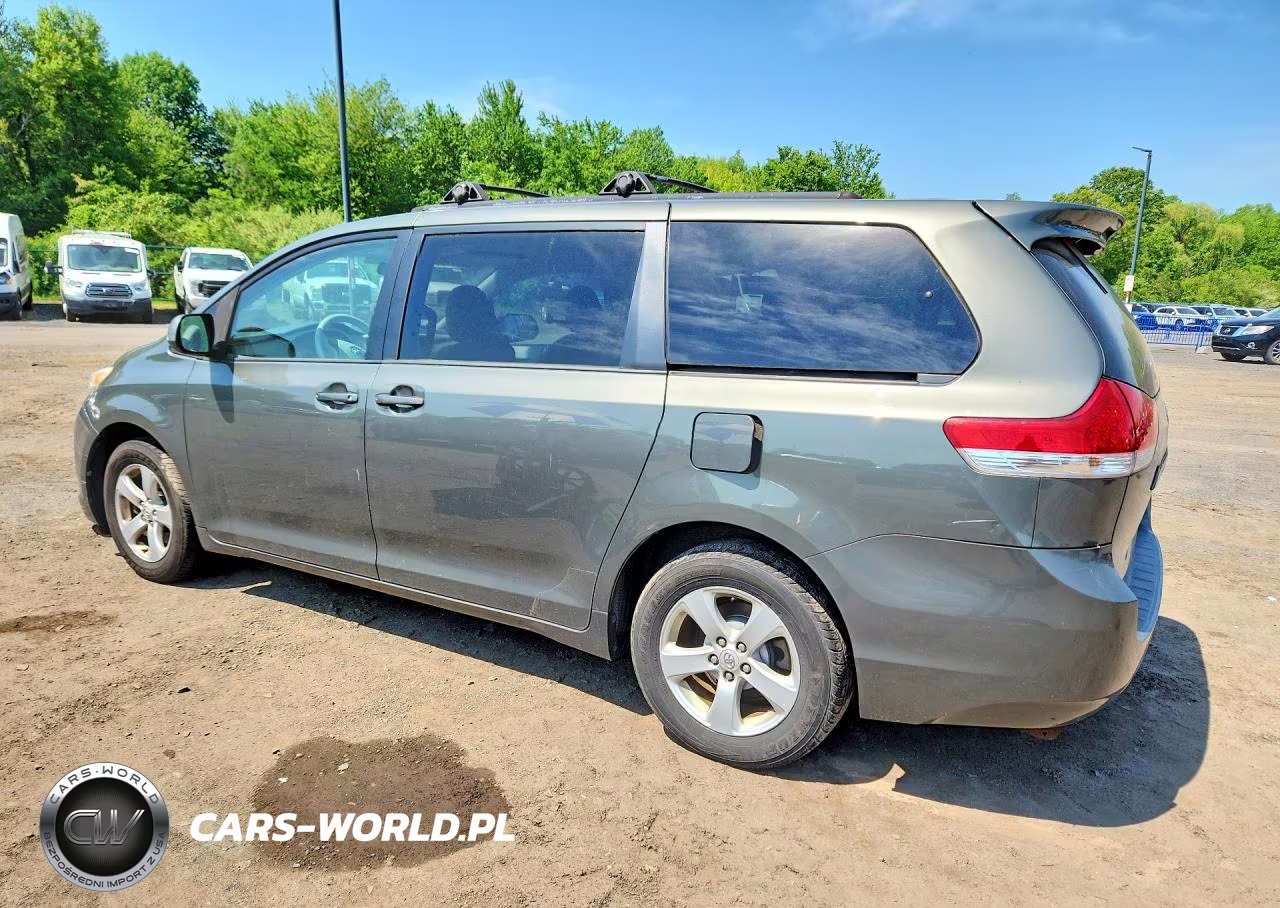 2012 Toyota Sienna Le 8-Passenger VIN:5TDKA3DC1CS015491 - 2