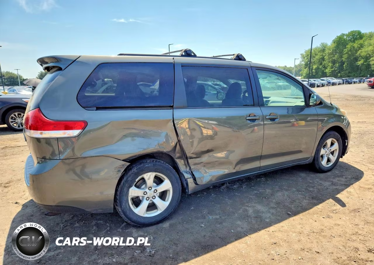2012 Toyota Sienna Le 8-Passenger VIN:5TDKA3DC1CS015491 - 3