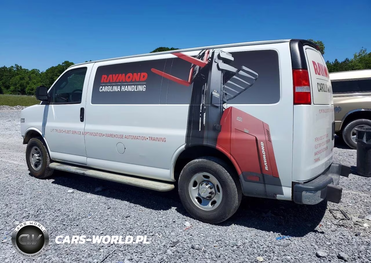 2020 Chevrolet Express G2500 VIN:1GCWGAFG8L1229850 - 2
