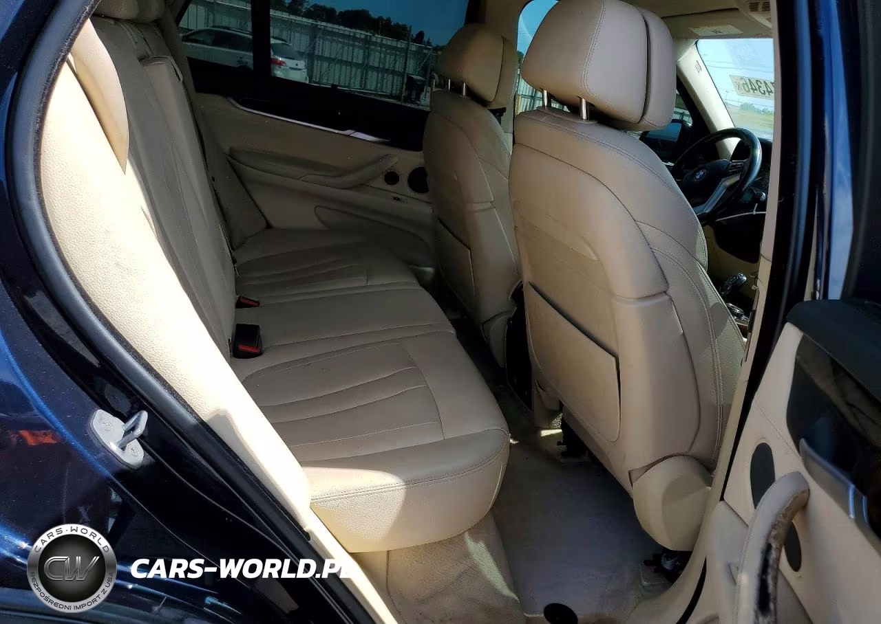 2015 BMW X5 xDrive50I VIN:5UXKR6C57F0J75247 - 11
