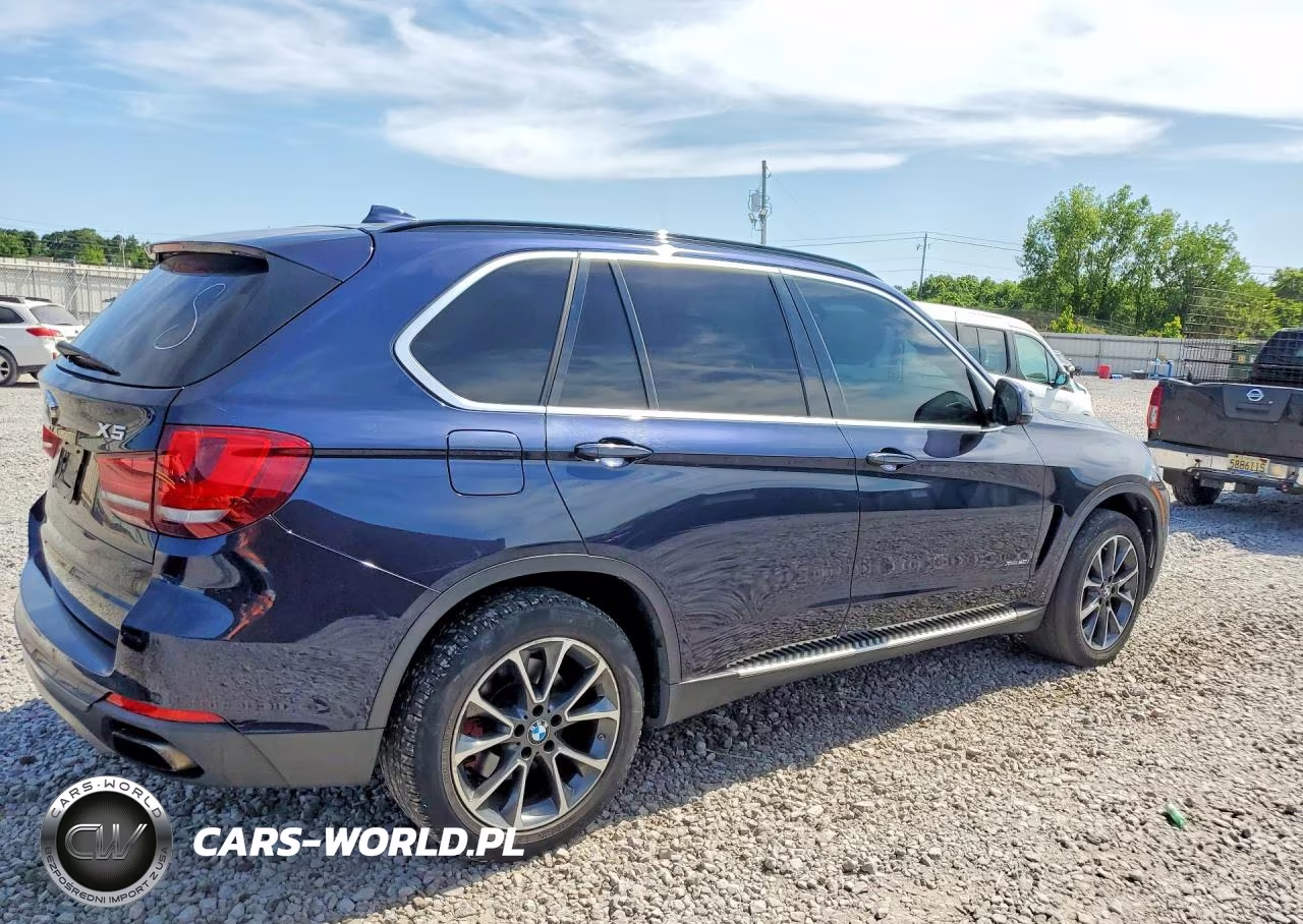 2015 BMW X5 xDrive50I VIN:5UXKR6C57F0J75247 - 3