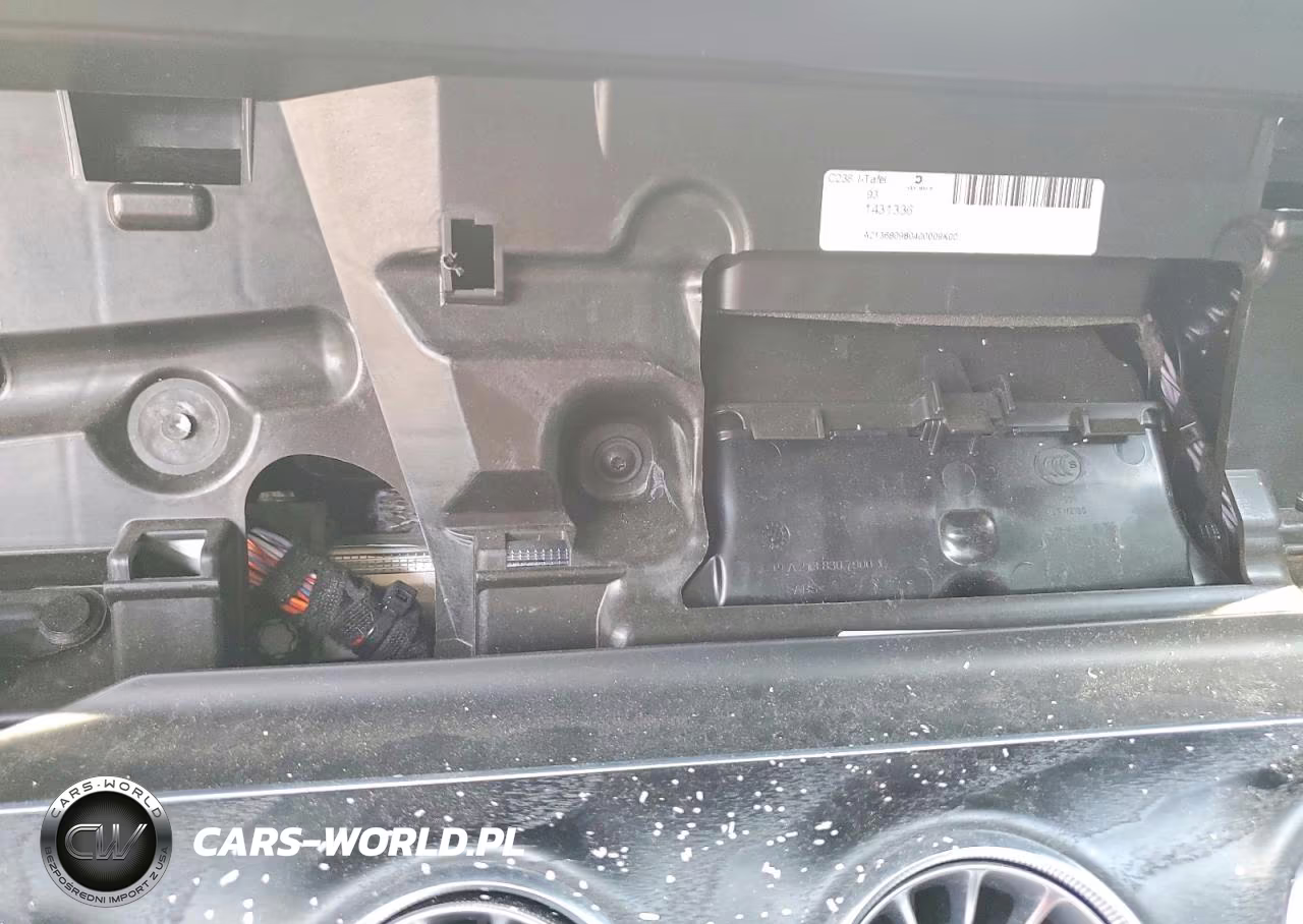 2020 Mercedes-Benz E 450 VIN:W1K1J6HB3LF133868 - 9