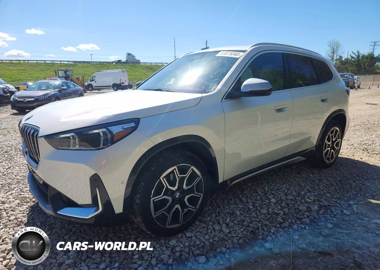 2023 BMW X1 xDrive28I – zdjęcie 1 z 13
