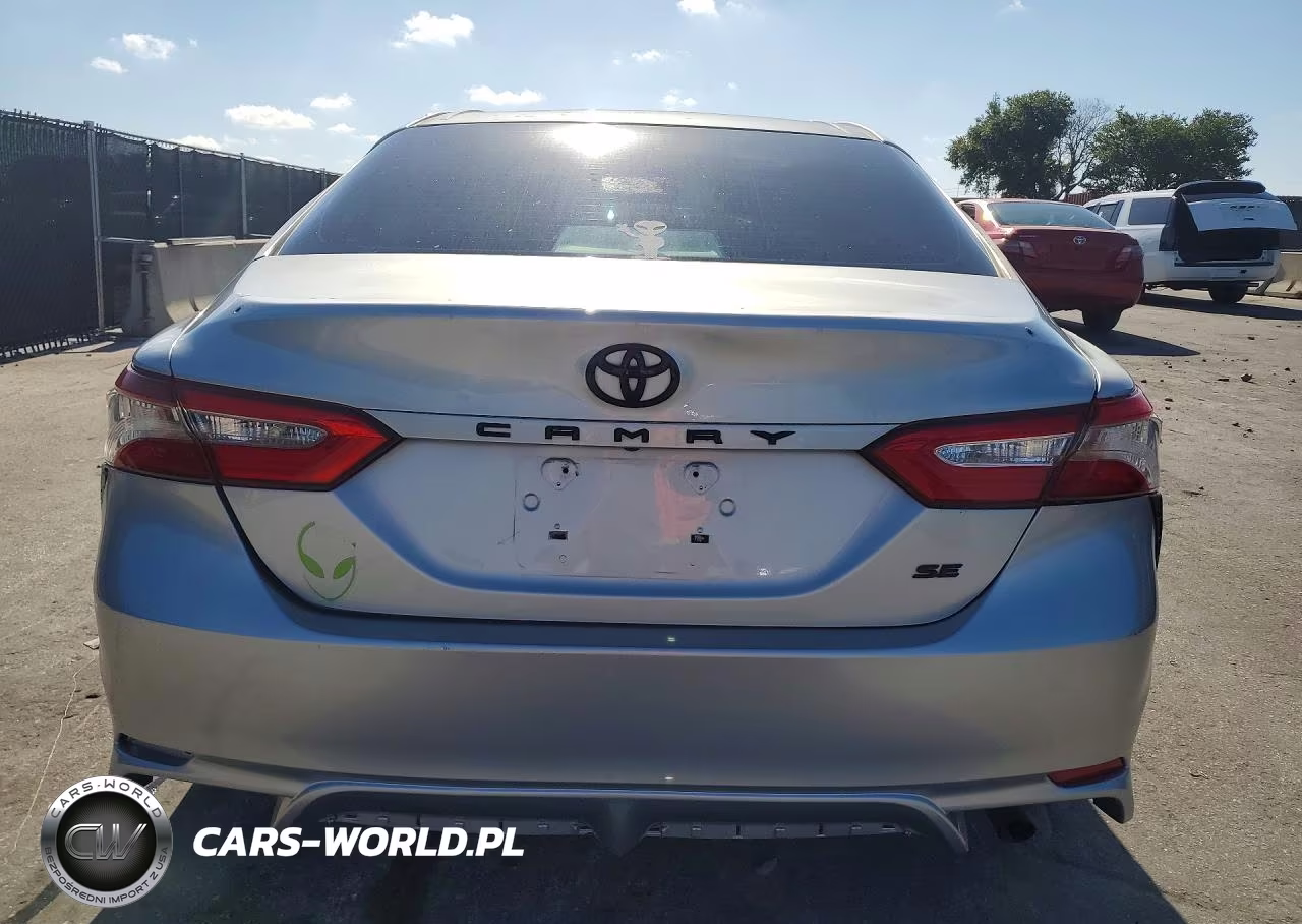 2018 Toyota Camry Se VIN:4T1B11HK6JU548432 - 6