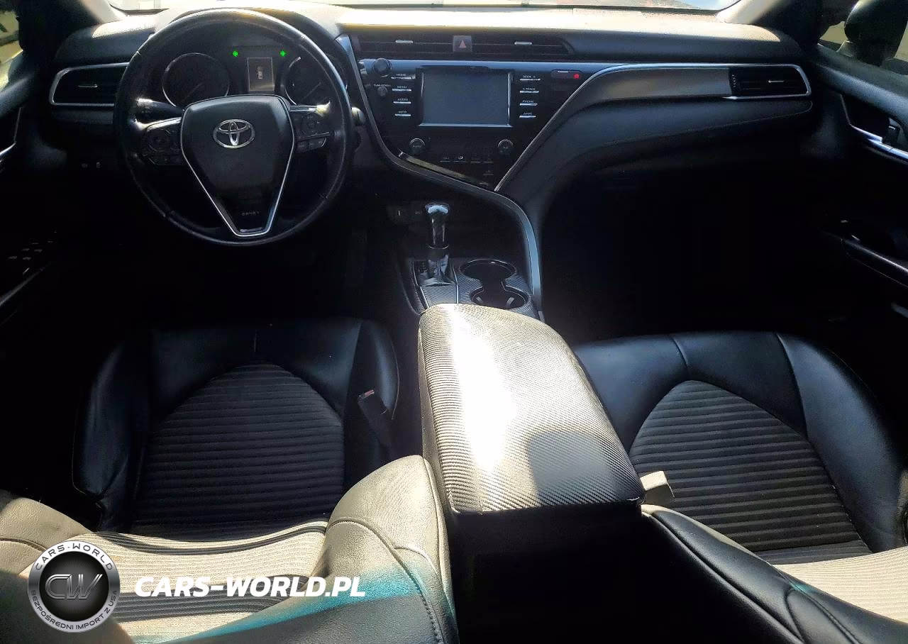 2018 Toyota Camry Se VIN:4T1B11HK6JU548432 - 8