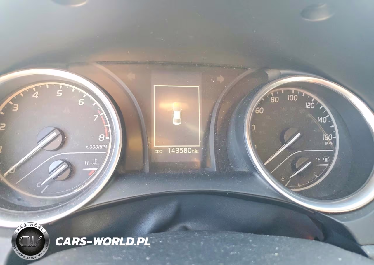 2018 Toyota Camry Se VIN:4T1B11HK6JU548432 - 9